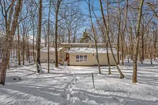2110 Owl Pass Rd, Bushkill, PA 18324 - Photo 1