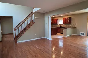 1528 Belgravia Dr, Tobyhanna, PA 18466 - Photo 12