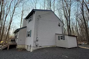 95 W Creek View Dr, Covington Township, PA 18424 - Photo 6