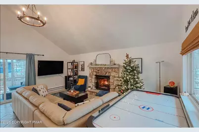  1355 Winding Way, Tobyhanna, PA 18466 - Photo 10
