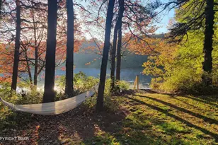 2208 Mohegan Ct, Long Pond, PA 18334 - Photo 14