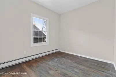  751 W Pennsylvania Avenue, Pen Argyl, PA 18072 - Photo 16