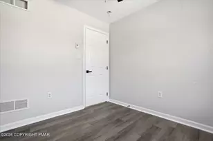 106 Greenleaf Dr, Long Pond, PA 18334 - Photo 40