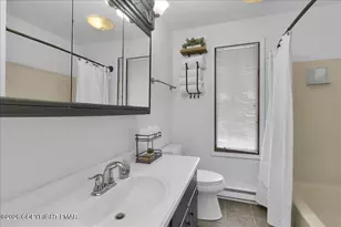 52 Hickory Dr, Lake Harmony, PA 18624 - Photo 16