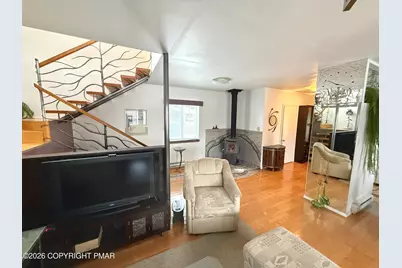  7639 Lake Shore Drive, Pocono Lake, PA 18347 - Photo 16