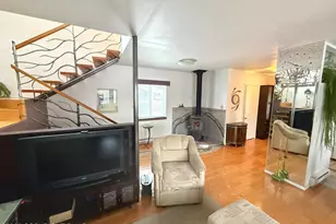 7639 Lake Shore Dr, Pocono Lake, PA 18347 - Photo 16