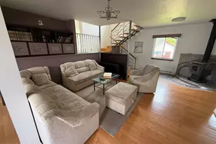 7639 Lake Shore Dr, Pocono Lake, PA 18347 - Photo 14