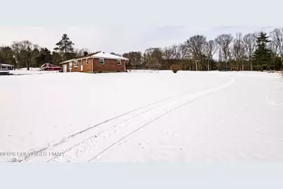  4010 Manor Drive, Stroudsburg, PA 18360 - Photo 4