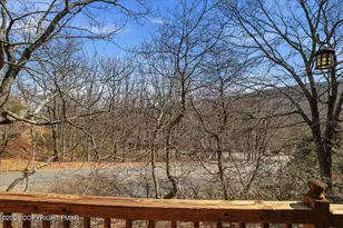 393 Vista Dr, Tannersville, PA 18372 - Photo 32