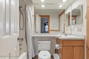 393 Vista Dr, Tannersville, PA 18372 - Photo 26