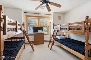 393 Vista Dr, Tannersville, PA 18372 - Photo 24