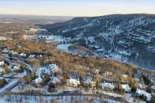 393 Vista Dr, Tannersville, PA 18372 - Photo 42