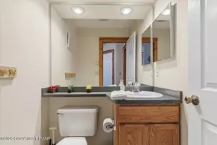 393 Vista Dr, Tannersville, PA 18372 - Photo 12