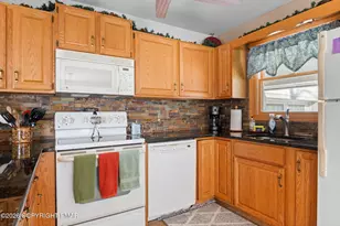 146 Mountain View Dr, Jim Thorpe, PA 18229 - Photo 16