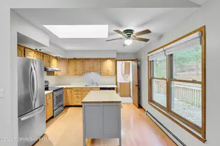 139 Johnny Bee Rd, Dingmans Ferry, PA 18328 - Photo 28