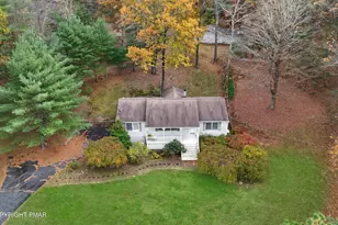 139 Johnny Bee Rd, Dingmans Ferry, PA 18328 - Photo 2