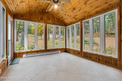  139 Johnny Bee Road, Dingmans Ferry, PA 18328 - Photo 36