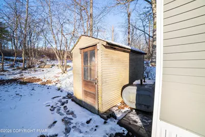 143 Bartion Court, Bartonsville, PA 18321 - Photo 30