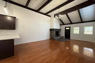 104 Condor Dr, Tamiment, PA 18371 - Photo 4