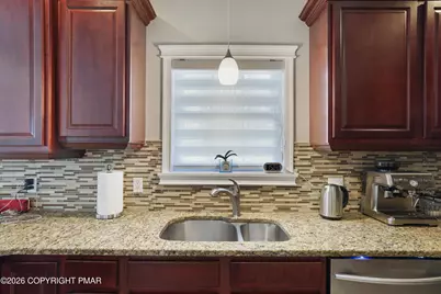  117 Fernwood Road, Bushkill, PA 18324 - Photo 16