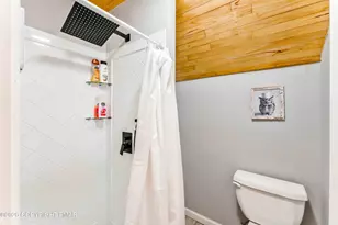 102 King Arthur Rd, Pocono Lake, PA 18347 - Photo 38