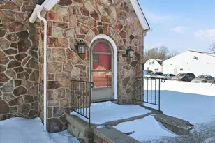 225 Claremont Ave, Tamaqua, PA 18252 - Photo 1