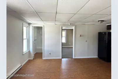  1825 U.S. 209 #202, Brodheadsville, PA 18322 - Photo 6
