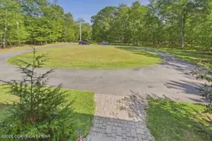 218 Spruce Run Dr, Dingmans Ferry, PA 18328 - Photo 96