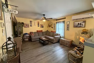 303 E Mountain Top Rd, Summit Hill, PA 18250 - Photo 10