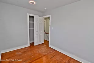 198 Grove St, East Stroudsburg, PA 18301 - Photo 12