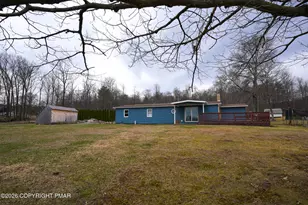 8600 Delong Dr, Slatington, PA 18080 - Photo 2