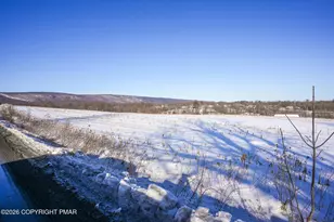 8600 Delong Dr, Slatington, PA 18080 - Photo 20