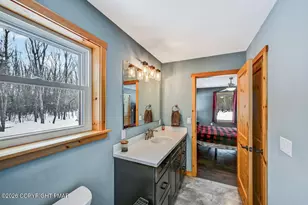 1055 Sugar Hollow Rd, Saylorsburg, PA 18353 - Photo 34