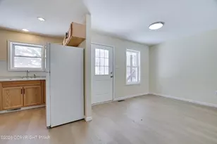 7020 Vista Dr, Tobyhanna, PA 18466 - Photo 12