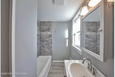  518 Pen Argyl Street, Pen Argyl, PA 18072 - Photo 18