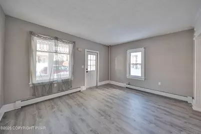  518 Pen Argyl Street, Pen Argyl, PA 18072 - Photo 16