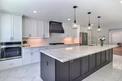  230 Colbert Street, Stroudsburg, PA 18360 - Photo 10