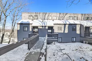 174 Upper Village Way, Tannersville, PA 18372 - Photo 6