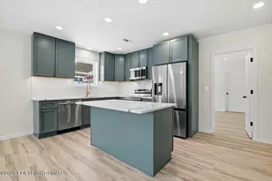 255 E Railroad St, Nesquehoning, PA 18240 - Photo 4