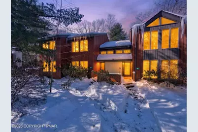  82 Doe Run, Lake Harmony, PA 18624 - Photo 4