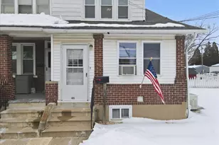 405 E Landis St, Coopersburg, PA 18036 - Photo 2