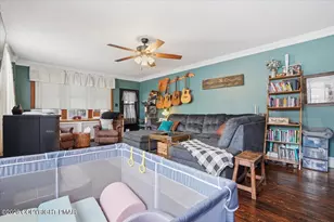 405 E Landis St, Coopersburg, PA 18036 - Photo 14