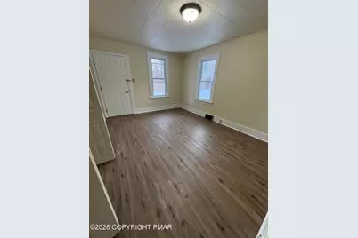  114 Knight Street, Stroudsburg, PA 18360 - Photo 2