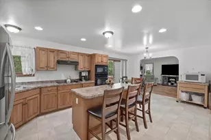 191 Cedar Ln, Canadensis, PA 18325 - Photo 4