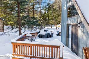 31 Boulder Rd, Lake Harmony, PA 18624 - Photo 8