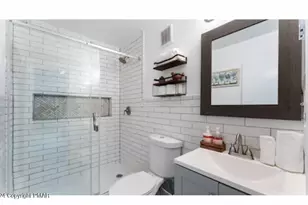 9197 Buttonwood Ct, Tobyhanna, PA 18466 - Photo 12