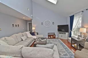 1020 Mountain Ave, Pen Argyl, PA 18072 - Photo 4