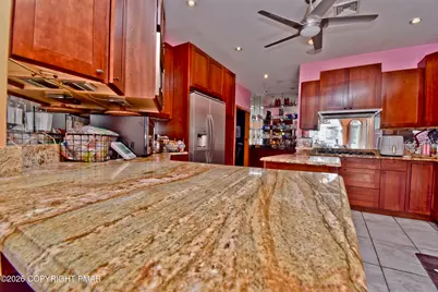  364 Joanne Court, Bartonsville, PA 18321 - Photo 10