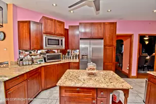 364 Joanne Ct, Bartonsville, PA 18321 - Photo 14