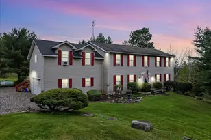 406 Florence Dr, Canadensis, PA 18325 - Photo 2